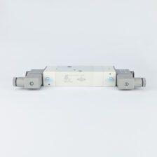 NAMUR VALVE DOUBLE 5/3 3/8" EXHAUST CENTRE WITH 24 VDC COIL & ADAPTOR MINDMAN