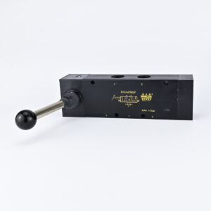 HAND VALVE 5/3 1/2" DETEND MID CLOSED WAIRCOM