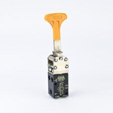 HAND VALVE 5/3 1/8" VERTICAL KNOB WAIRCOM