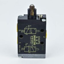 PLUNGER VALVE PNEUMATIC 3/2 1/8" NC SPRING WAIRCOM