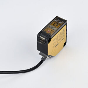 PHOTO SENSOR SQUARE 24 VDC OR 90-260 VAC RELAY OUT PUT 100 CM RIKO