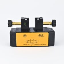 ISO 2 VALVE DOUBLE 5/3 MID CLOSED WAIRCOM