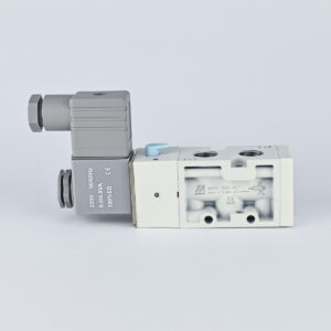 SOLENOID VALVE SINGLE 5/2 1/4" WITH 220 VAC COIL & ADAPTOR MINDMAN