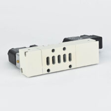 ISO 1 VALVE DOUBLE 5/3 MID CLOSED 24 VDC COIL & ADAPTOR MINDMAN