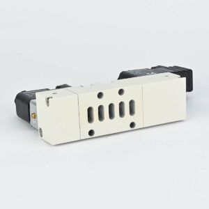 ISO 1 VALVE DOUBLE 5/3 MID CLOSED 24 VDC COIL & ADAPTOR MINDMAN