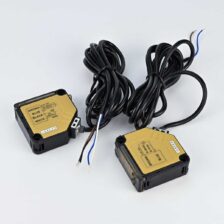 PHOTO SENSOR SQUARE THROUGH BEAM 24 VDC OR 90-250 VAC RELAY OUT PUT 10 M RIKO