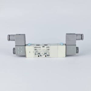 SOLENOID VALVE DOUBLE 5/3 1/4" MID CLOSED WITH 24 VDC COIL & ADAPTOR (MVSC 260) MINDMAN