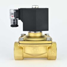 SOLENOID VALVE 2/2 1.25" NC BRASS BODY VITON SEAL 220 VAC COIL & ADAPTOR COVNA