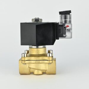 SOLENOID VALVE 2/2 1/2" NC BRASS BODY DIRECT ACTING 220 VAC COIL & ADAPTOR COVNA