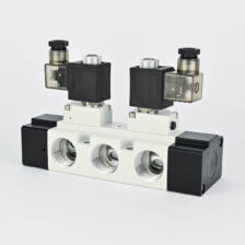 SOLENOID VALVE DOUBLE 5/2 3/4" WITH 220 VAC COIL & ADAPTOR MINDMAN