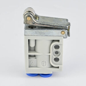 ROLLER LIMIT SWITCH 4MM BOTTOM PORT NC KPM