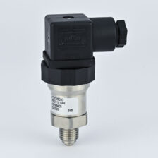 PRESSURE TRANSMITTER 0-200 BAR CTX 323B34.0 BAUMER